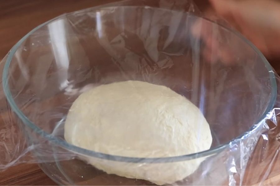 Cách làm bánh mì bằng nồi chiên không dầu: Giai đoạn ủ bột